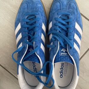 Adidas Men's Blue and White Sneakers